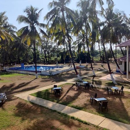 White House Beach Resort, Nagaon Εξωτερικό φωτογραφία