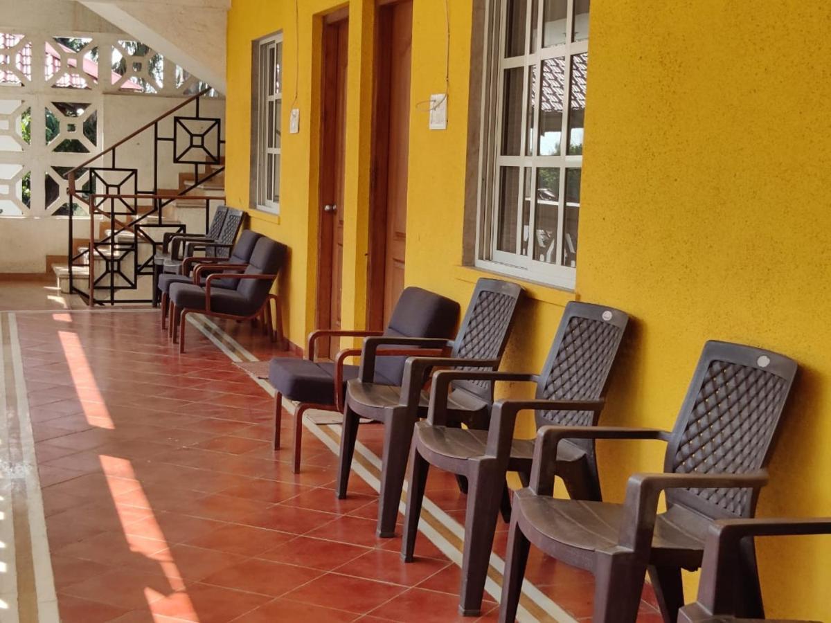 White House Beach Resort, Nagaon Εξωτερικό φωτογραφία